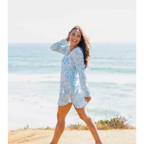 Charlie Holiday Women's US Sz 10 White Blue Striped Beach Coverup Flowy Coastalx - Picture 2 of 9